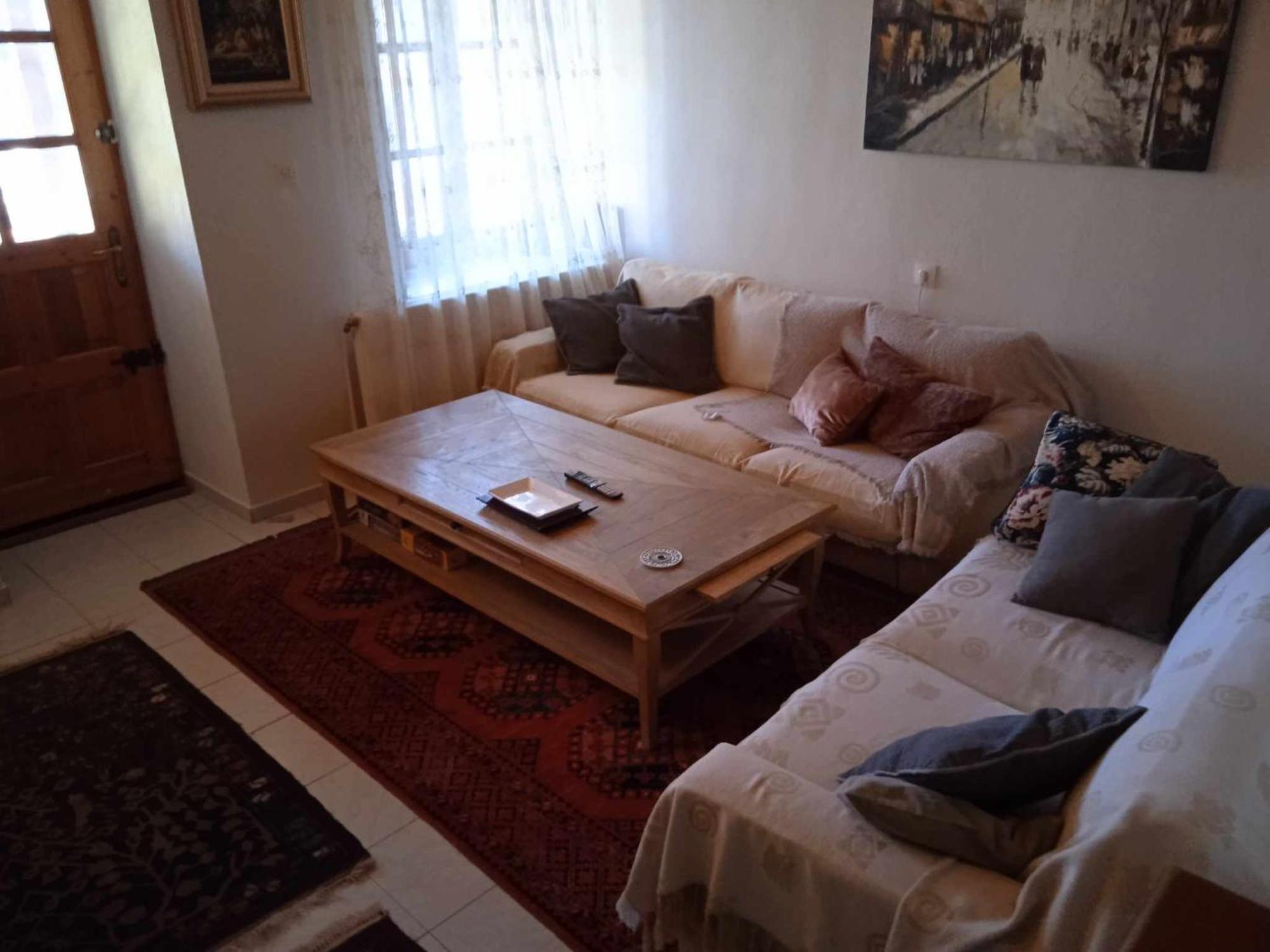 Bravita House *